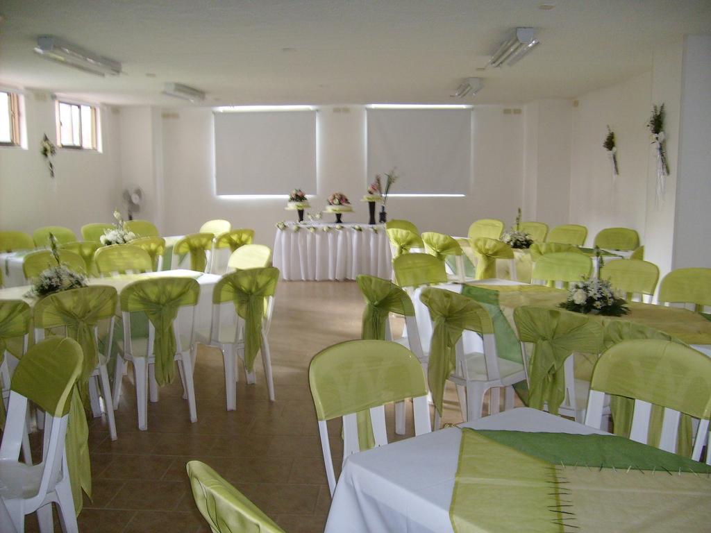 Hotel Armont Calarcá Екстериор снимка